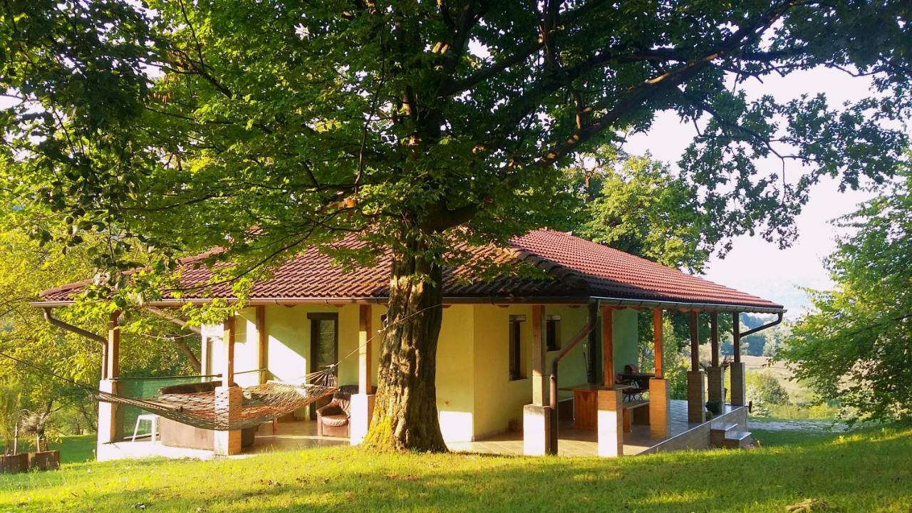 Private Place, Boca Bihać 外观 照片